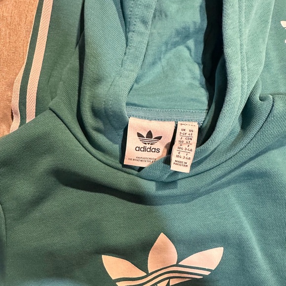 Kids, Adidas trifold sweatsuit good condition - Picture 2 of 4